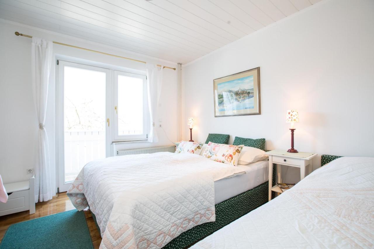 بليد B&B Pletna A Double Lake-View Room المظهر الخارجي الصورة