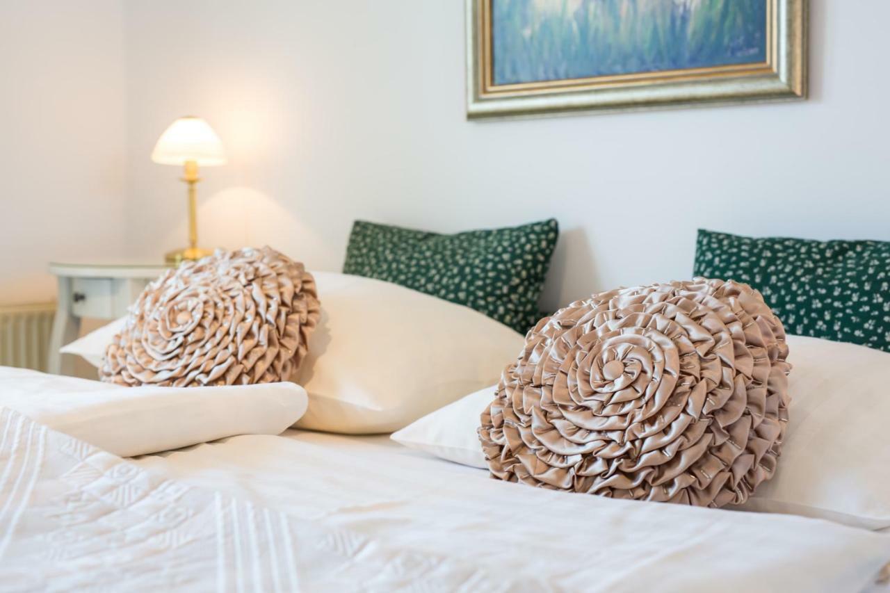 بليد B&B Pletna A Double Lake-View Room المظهر الخارجي الصورة