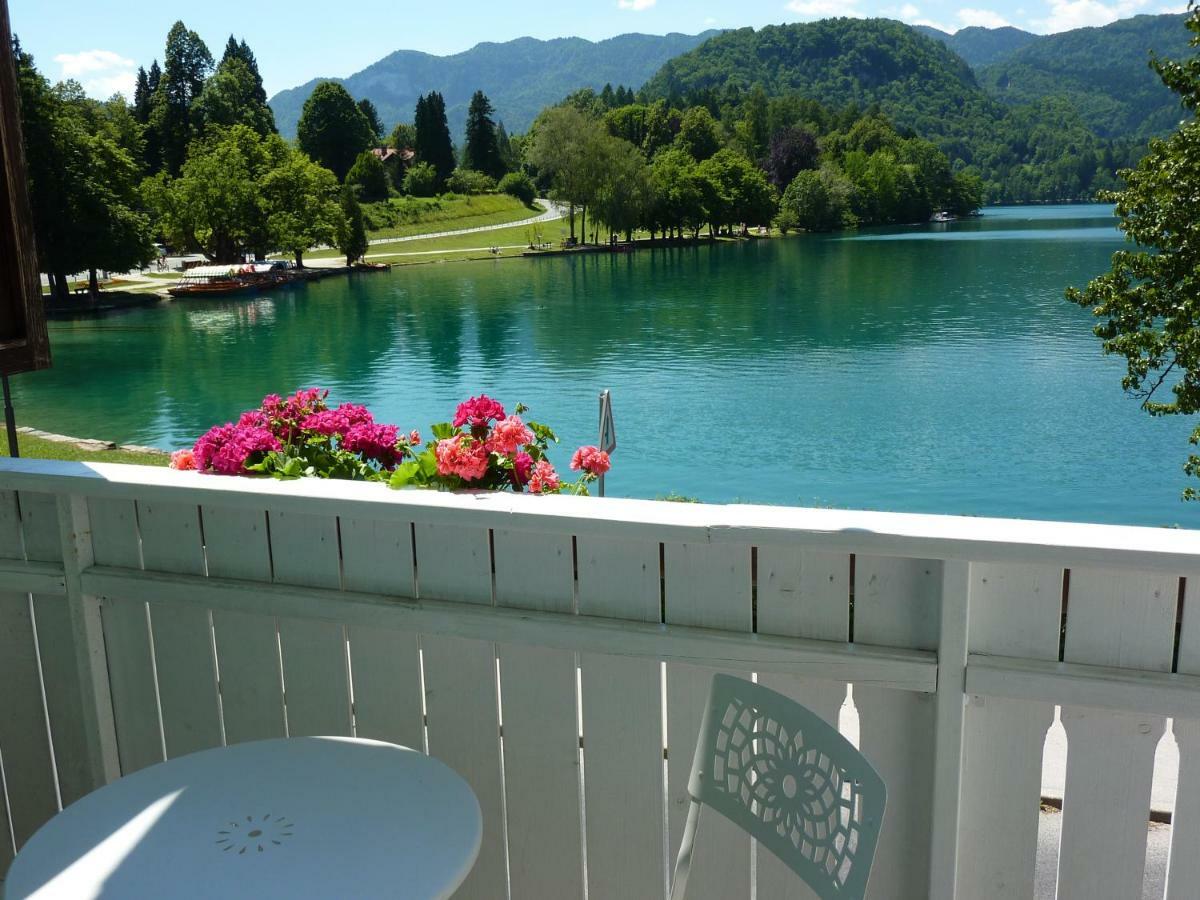 بليد B&B Pletna A Double Lake-View Room المظهر الخارجي الصورة