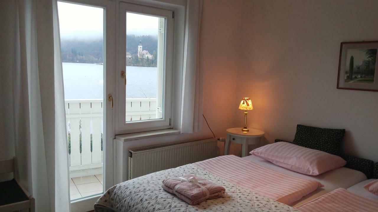 بليد B&B Pletna A Double Lake-View Room المظهر الخارجي الصورة