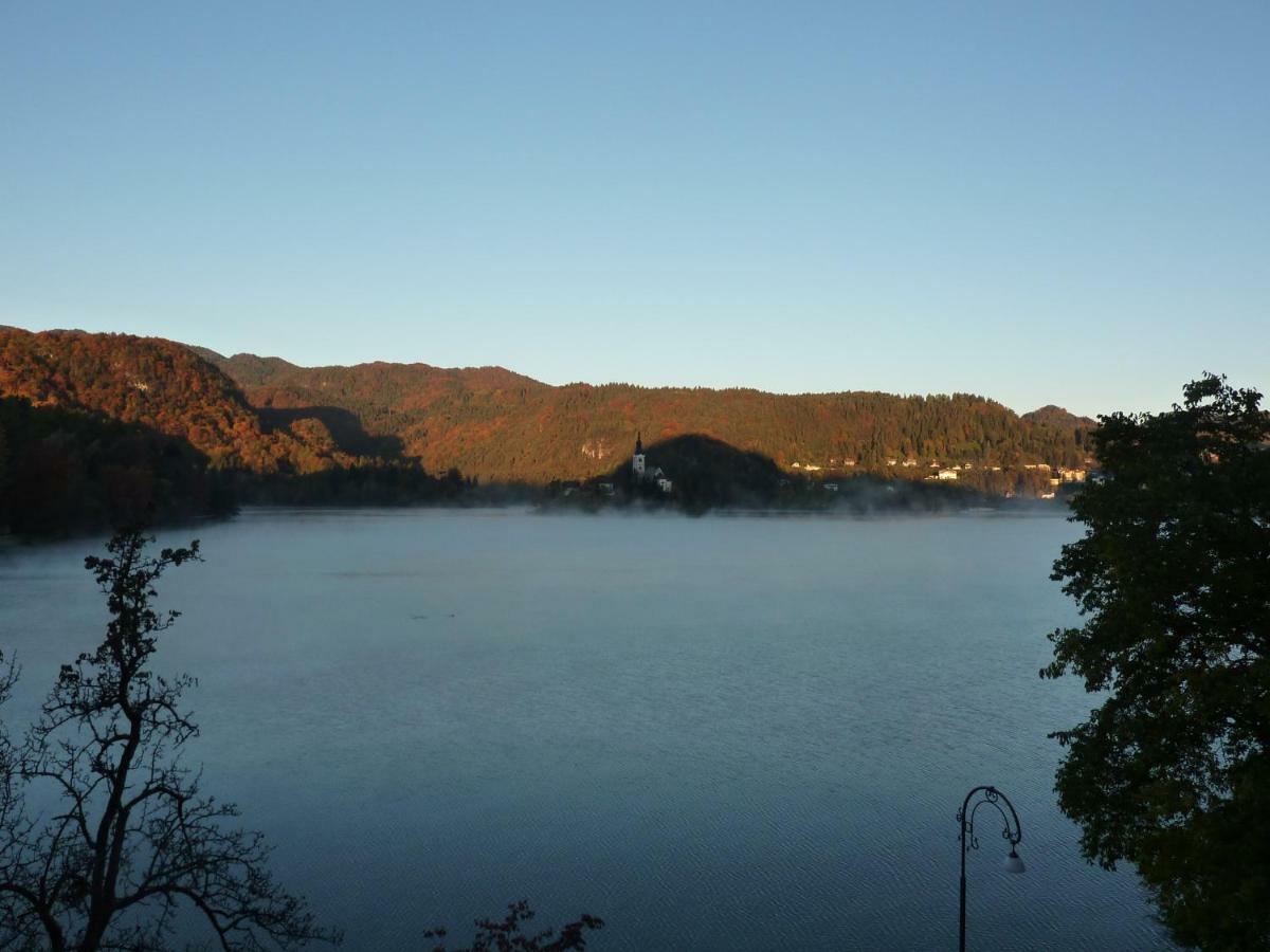 بليد B&B Pletna A Double Lake-View Room المظهر الخارجي الصورة